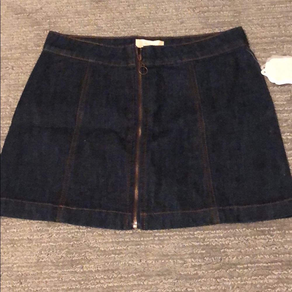 Jean mini zip up skirt